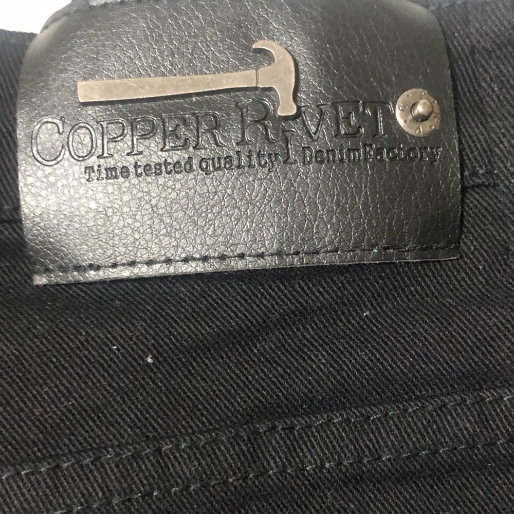 COPPER RIVET MEN SHORTS - Picture 7 of 9